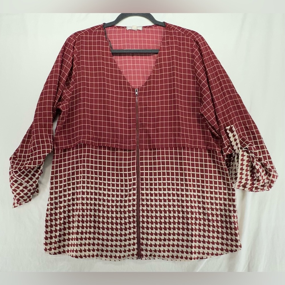 Pleione Blouse Shirt Top Women XL Red Cream Mixed Pattern V Neck Roll Tab Sleeve